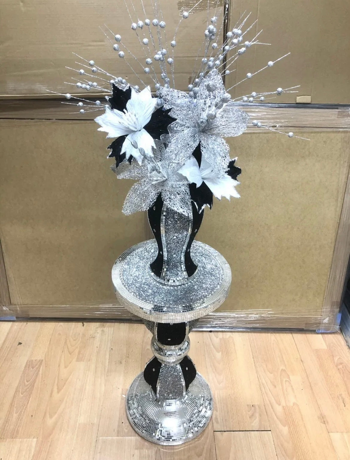 BLACK & SILVER TABLE & VASE WITH FLOWERS